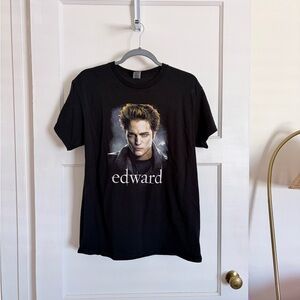 Gildan Black Edward Cullen Twilight Graphic Tee